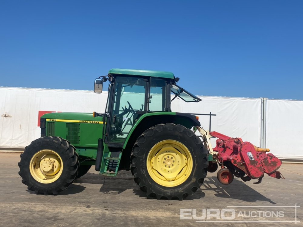 John Deere 6210 - Farm tractor: picture 2 John Deere 6210 - Farm tractor: picture 2