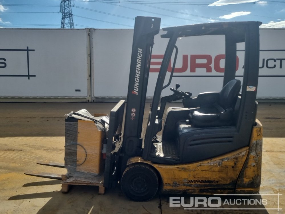 Jungheinrich EFG 215 - Forklift: picture 2 Jungheinrich EFG 215 - Forklift: picture 2