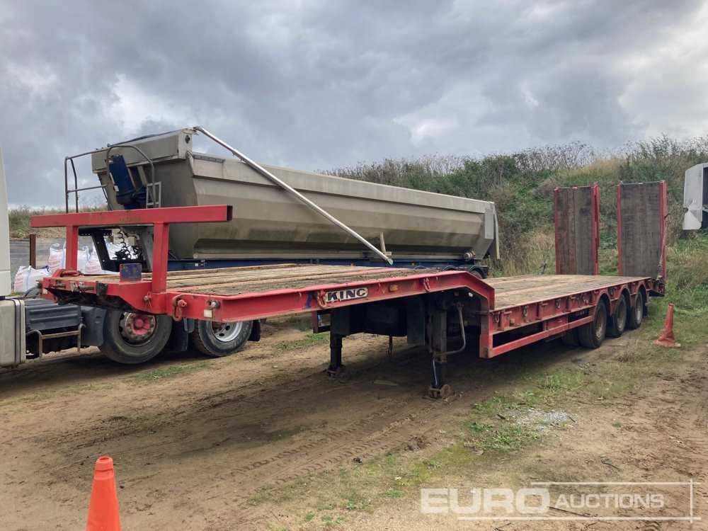 King GTS44-3 - Low loader semi-trailer: picture 1 King GTS44-3 - Low loader semi-trailer: picture 1