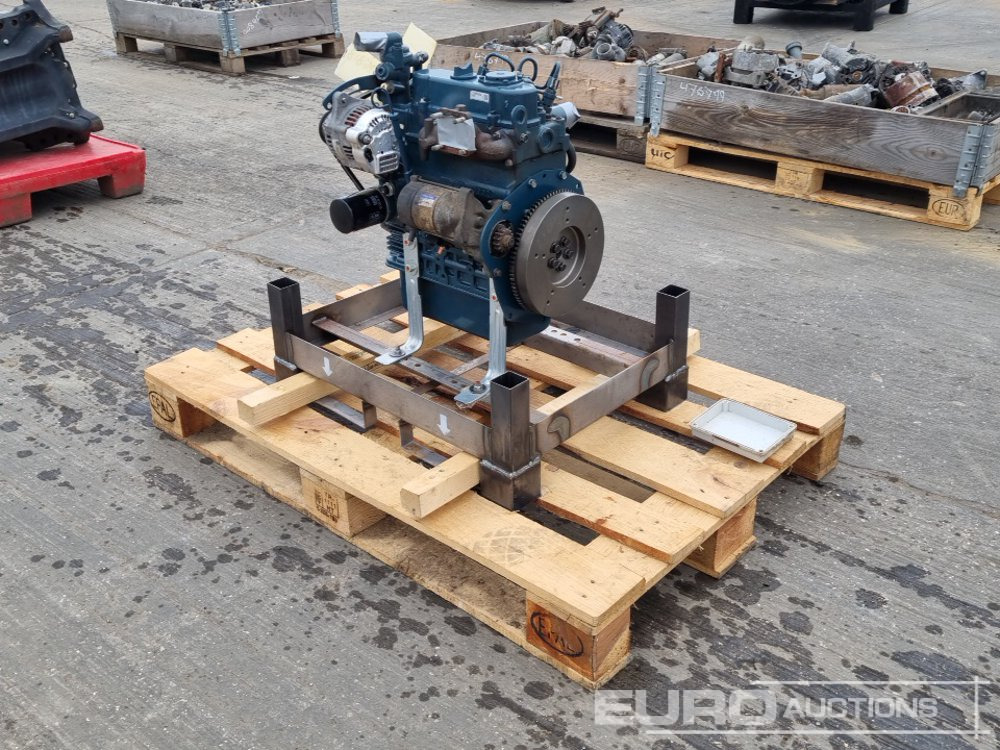 Kubota 3 Cylinder Engine - Engine: picture 5 Kubota 3 Cylinder Engine - Engine: picture 5