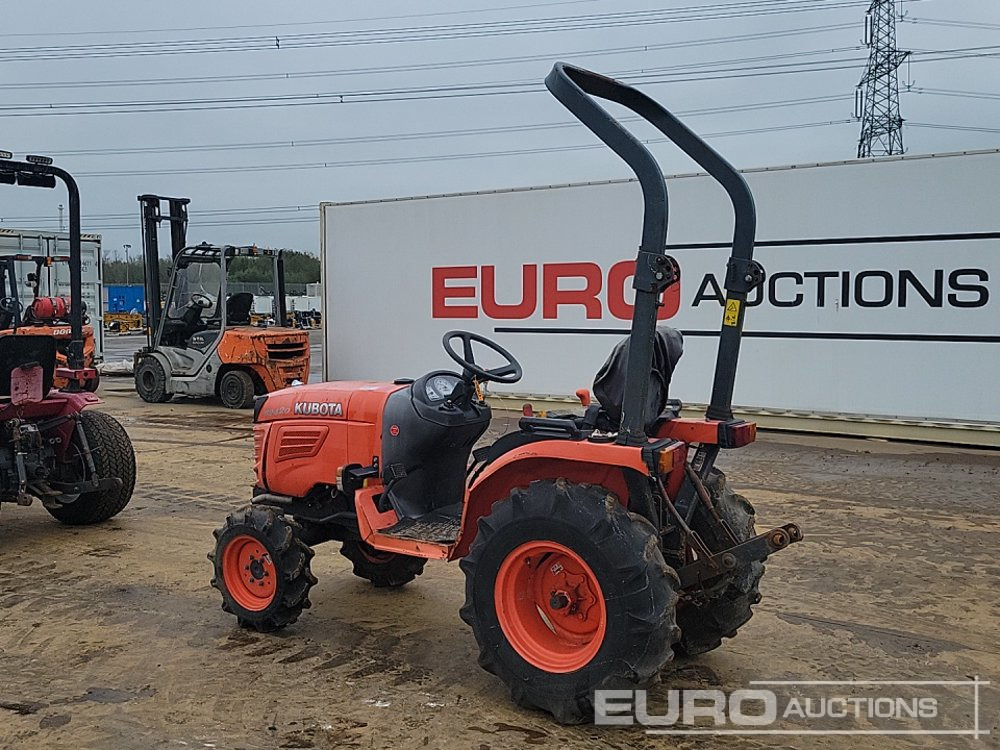 Kubota B2420 - Compact tractor: picture 3 Kubota B2420 - Compact tractor: picture 3
