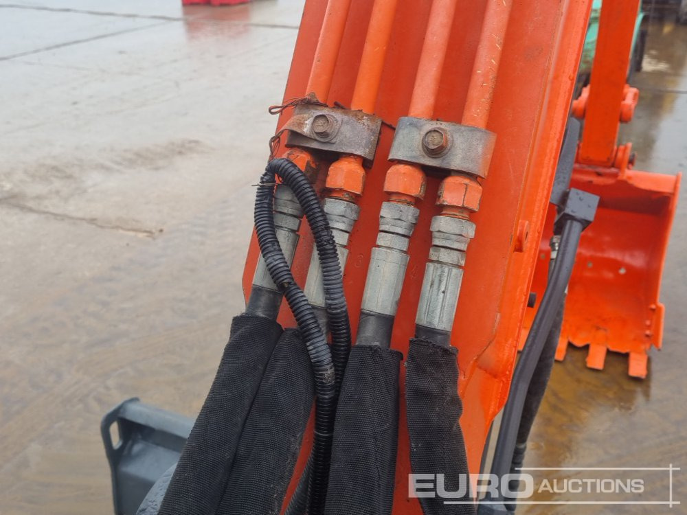 Mini excavator Kubota KX165-5: picture 17