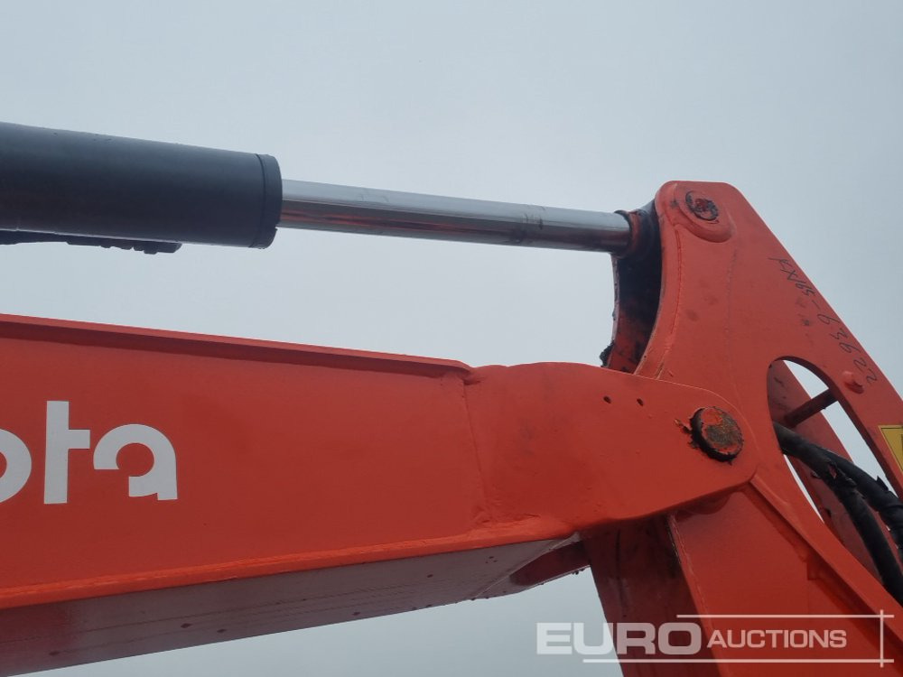 Mini excavator Kubota KX165-5: picture 19