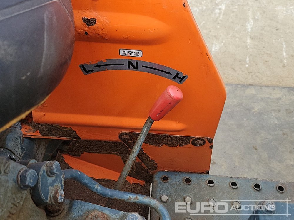 Compact tractor Kubota L1801: picture 28 Compact tractor Kubota L1801: picture 28