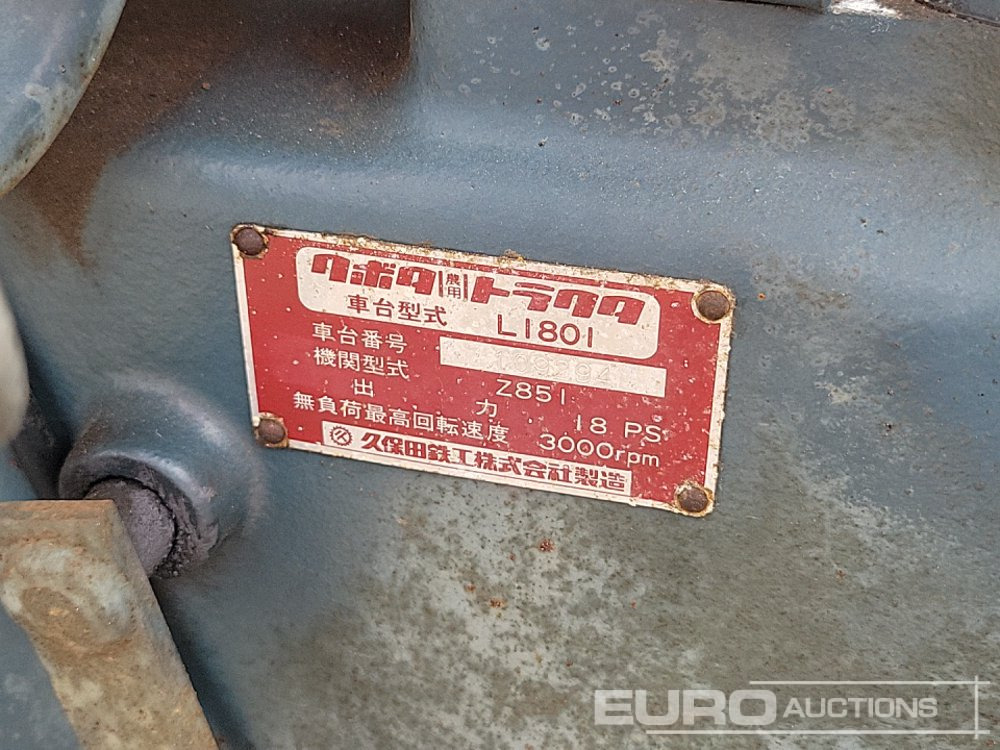 Compact tractor Kubota L1801: picture 35 Compact tractor Kubota L1801: picture 35