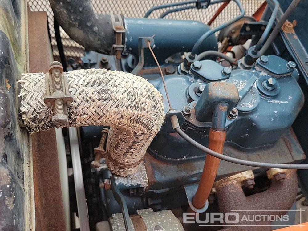 Compact tractor Kubota L1801: picture 17 Compact tractor Kubota L1801: picture 17