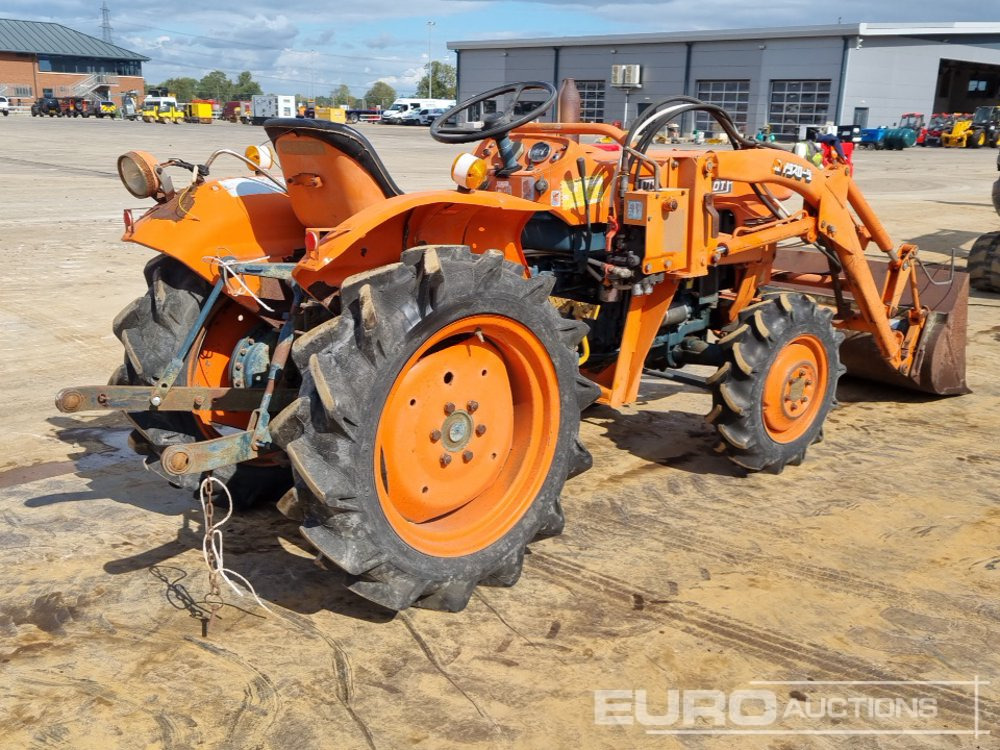 Kubota L2201DT - Compact tractor: picture 5 Kubota L2201DT - Compact tractor: picture 5