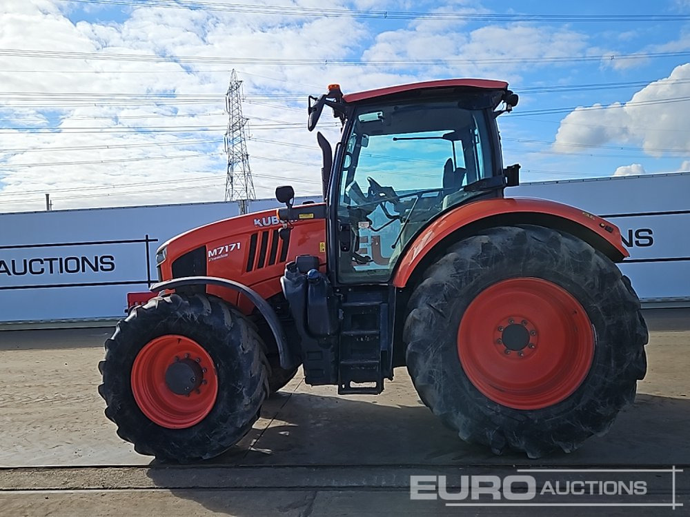Kubota M7171 - Farm tractor: picture 2 Kubota M7171 - Farm tractor: picture 2