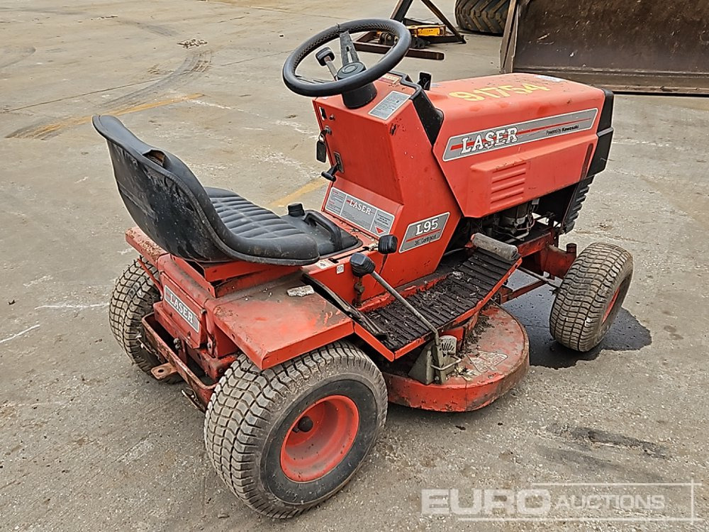 Laser L95 Petrol Ride on Lawnmower (Non Runner) - Garden mower: picture 5 Laser L95 Petrol Ride on Lawnmower (Non Runner) - Garden mower: picture 5