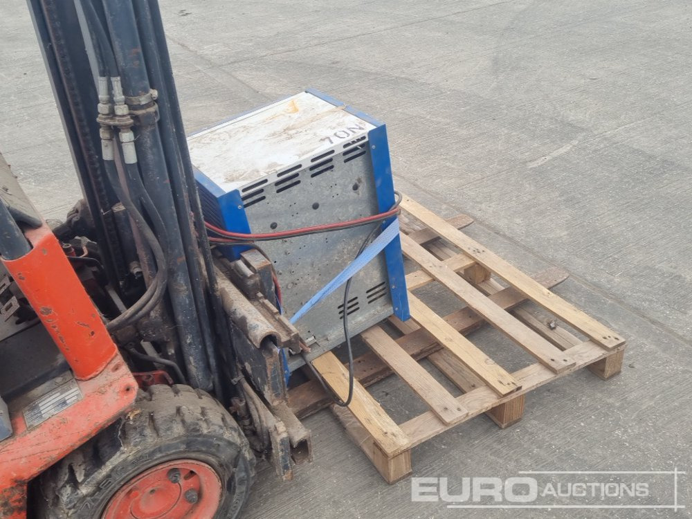 Electric forklift Linde E12: picture 18