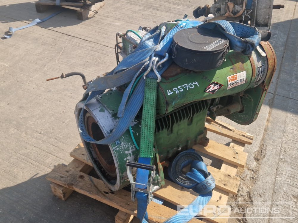 Lister Petter 3 Cylinder Engine - Engine: picture 5 Lister Petter 3 Cylinder Engine - Engine: picture 5