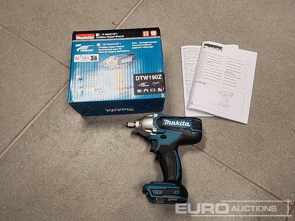 Makita 18v Impact Driver, Battery, 240v Charger, Carry Bag - Construction equipment: picture 2 Makita 18v Impact Driver, Battery, 240v Charger, Carry Bag - Construction equipment: picture 2