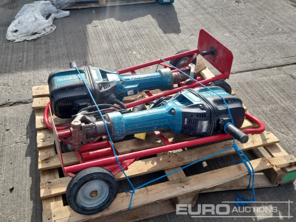 Makita AVT - Construction equipment: picture 3 Makita AVT - Construction equipment: picture 3