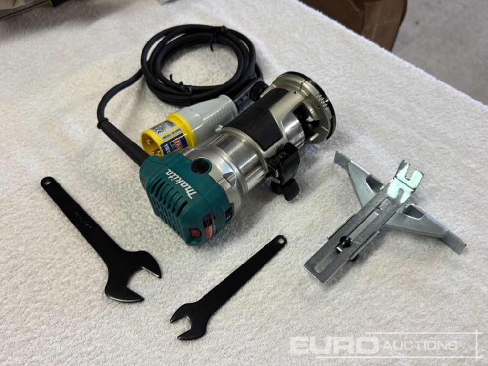 Makita RT0701C - Construction equipment: picture 3 Makita RT0701C - Construction equipment: picture 3