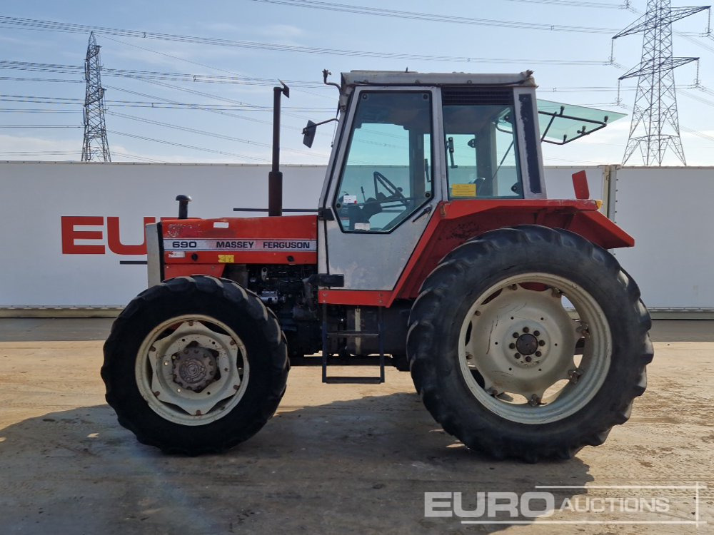 Massey Ferguson MF690 - Farm tractor: picture 2 Massey Ferguson MF690 - Farm tractor: picture 2