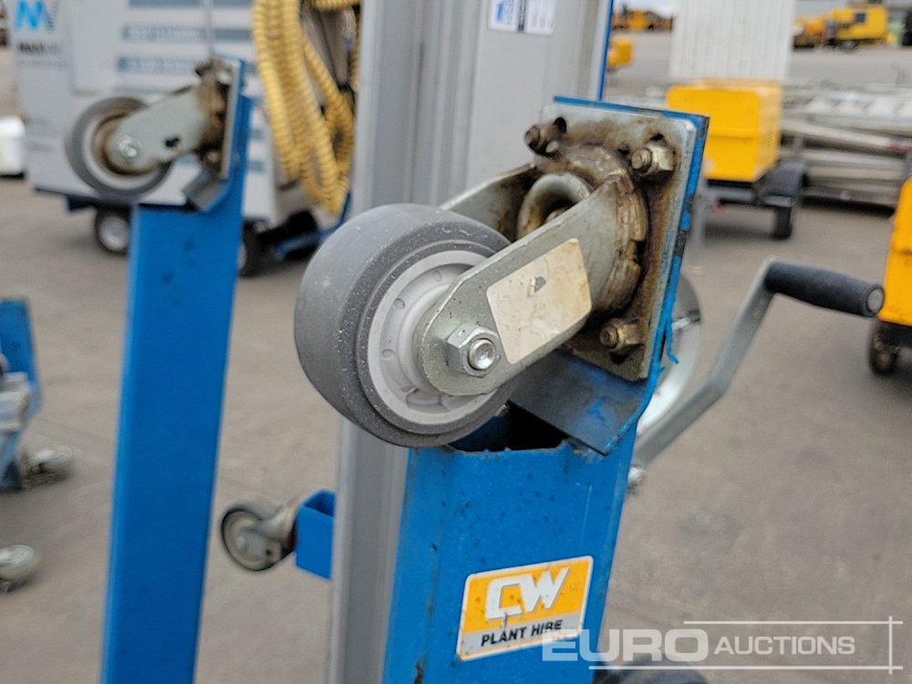 Material handling equipment 2017 Genie SLA-20: picture 11