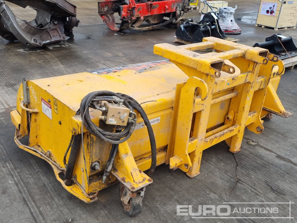 2018 JCB SC240 - Material handling equipment: picture 3 2018 JCB SC240 - Material handling equipment: picture 3