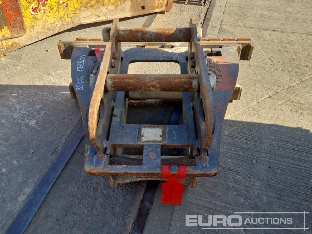2023 Dromone Fork Frame 65mm Pin to suit 13 Ton Excavator - Material handling equipment: picture 4 2023 Dromone Fork Frame 65mm Pin to suit 13 Ton Excavator - Material handling equipment: picture 4