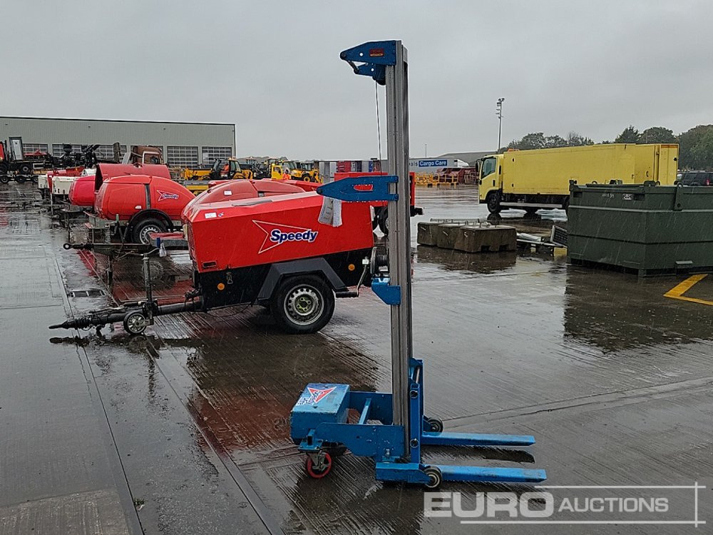 Material handling equipment Genie GL-10: picture 6