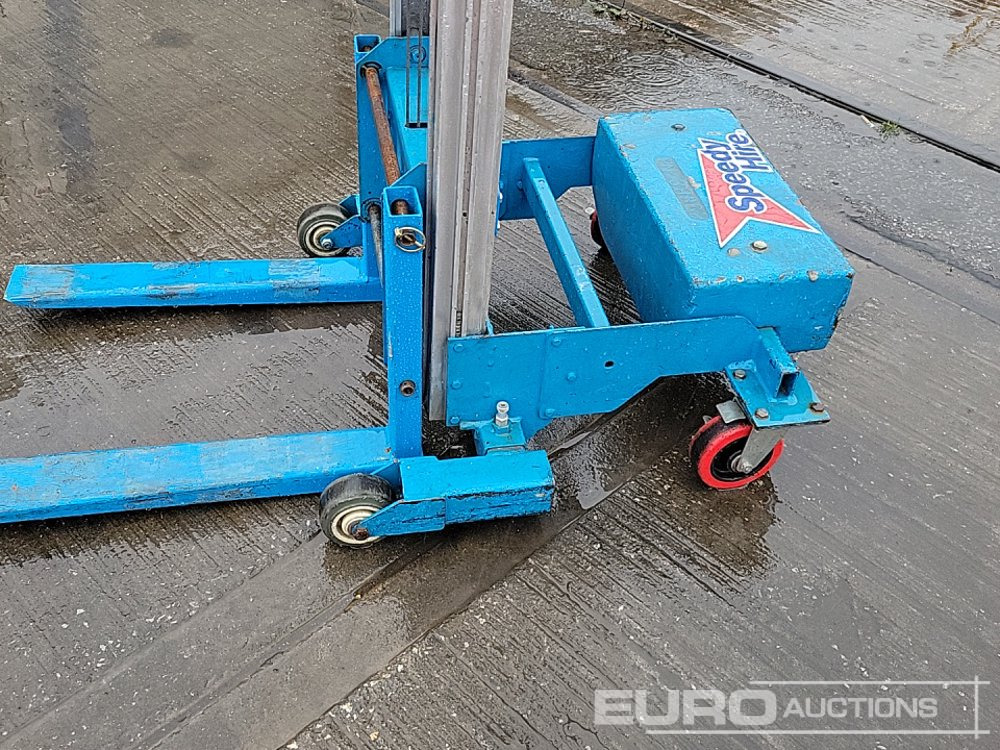 Material handling equipment Genie GL-10: picture 10