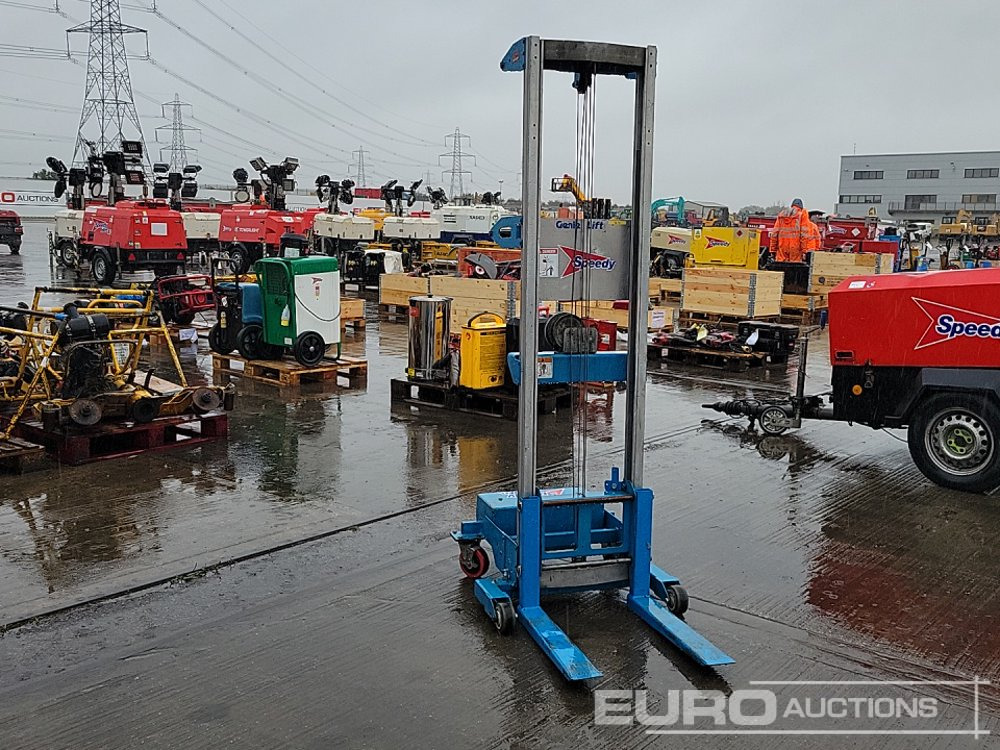 Material handling equipment Genie GL-10: picture 7