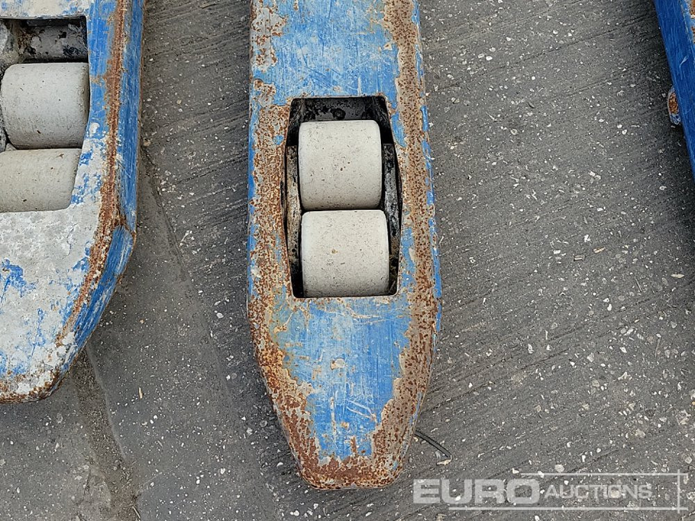 Material handling equipment Pallet Truck (4 of): picture 10