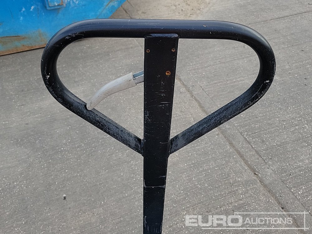 Material handling equipment Pallet Truck (4 of): picture 32
