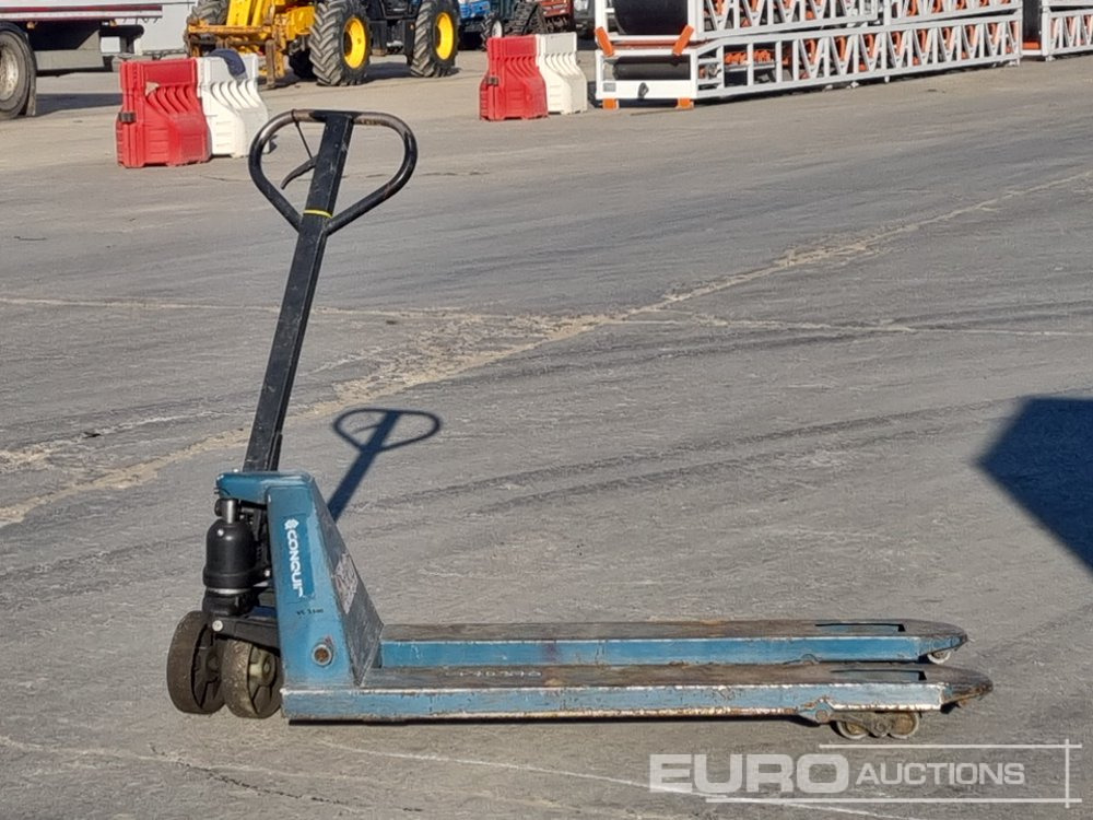 Pallet Truck - Material handling equipment: picture 2 Pallet Truck - Material handling equipment: picture 2