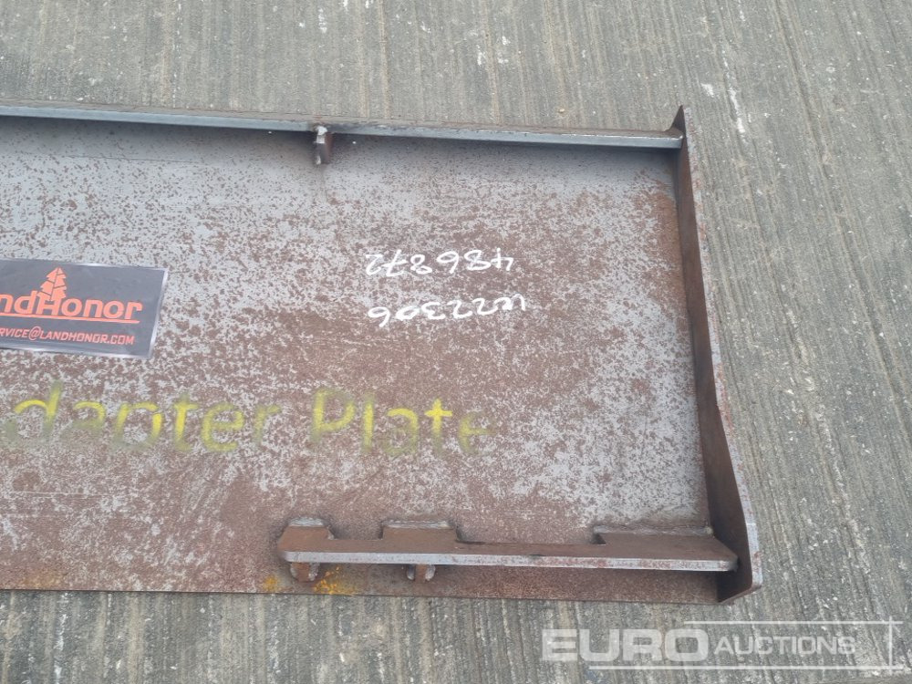 Material handling equipment Unused Landhoner Universal Plate Adapter to suit Skidsteer: picture 10