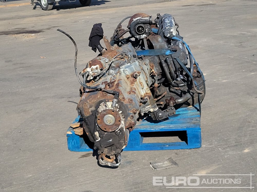 Mercedes 4 Cylinder Engine, Gearbox - Engine: picture 4 Mercedes 4 Cylinder Engine, Gearbox - Engine: picture 4