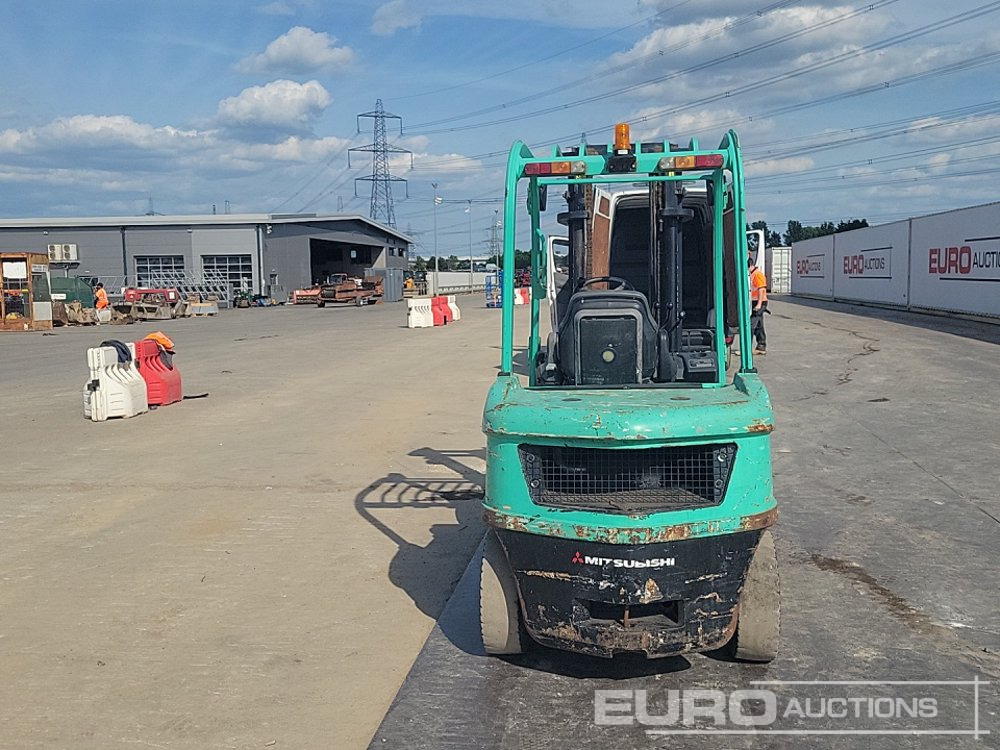 Mitsubishi FD30N - Forklift: picture 4 Mitsubishi FD30N - Forklift: picture 4