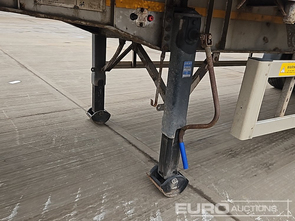 Dropside/ Flatbed semi-trailer Montracon Tri Axle Flat Bed Trailer: picture 16