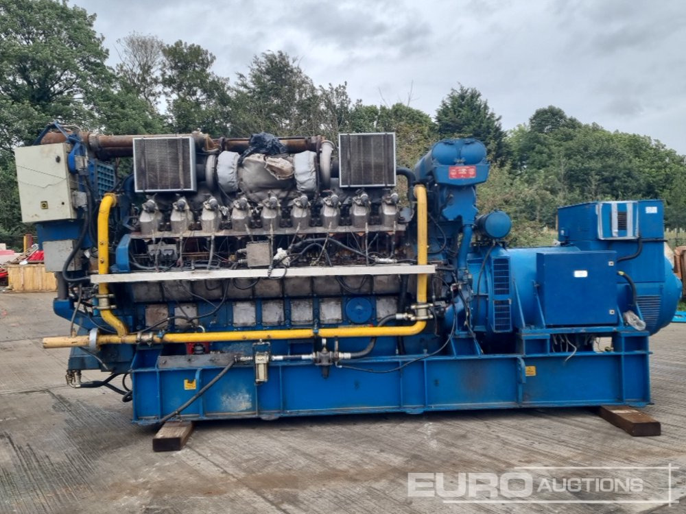 Generator set Newage Stamford 1900kVA Generator, Cummins Engine: picture 6