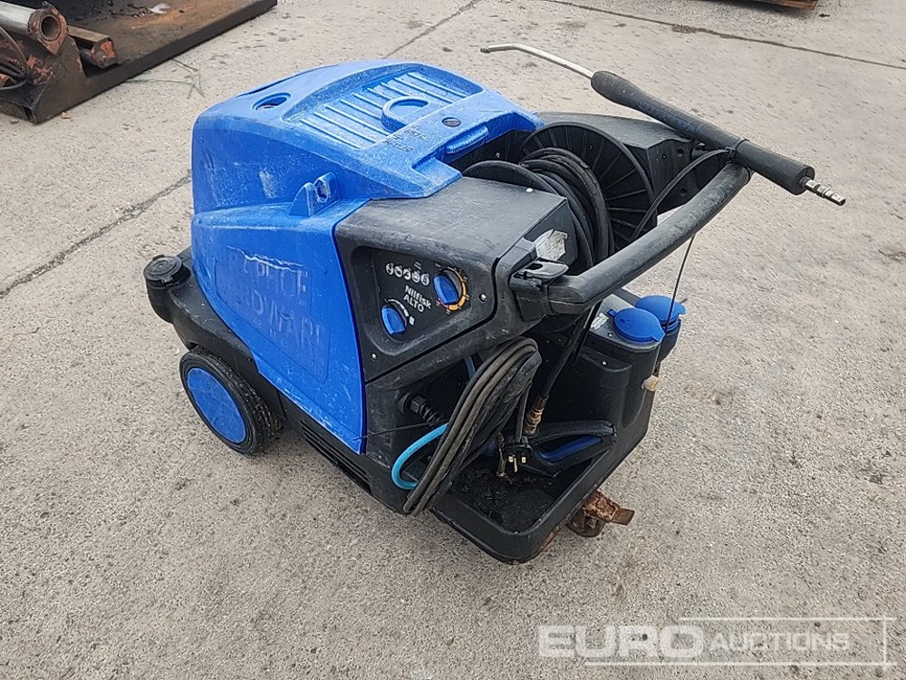 Nilfisk Alto - Pressure washer: picture 2 Nilfisk Alto - Pressure washer: picture 2