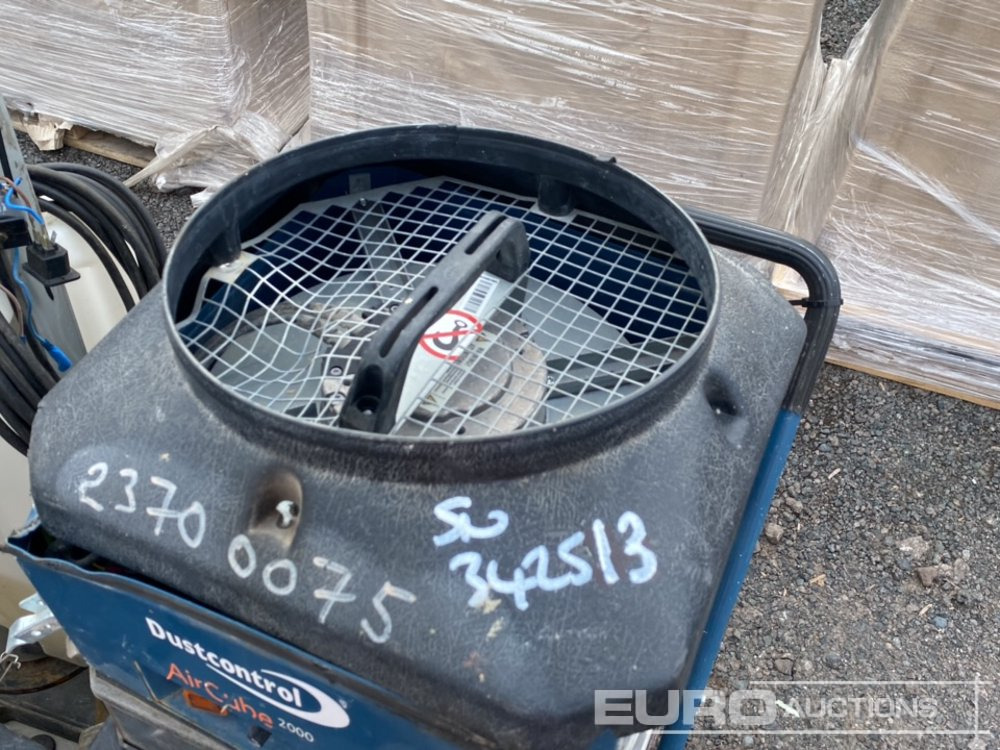 Construction equipment Pallet of Equipment (2 of): picture 13