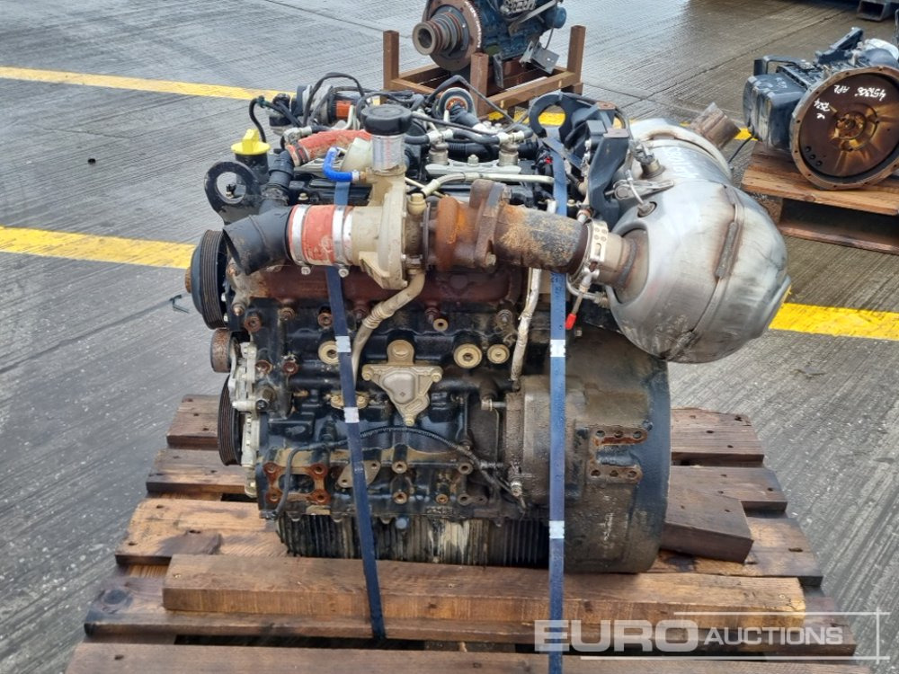 Perkins 4 Cylinder Engine - Engine: picture 2 Perkins 4 Cylinder Engine - Engine: picture 2