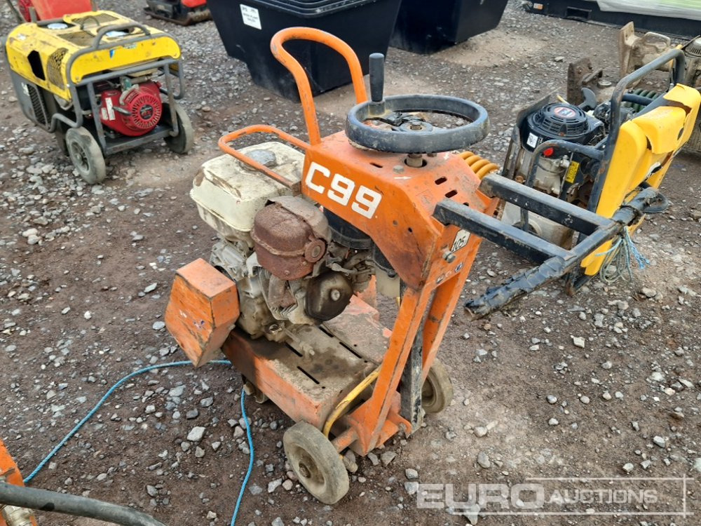 Petrol Road Saw - Asphalt machine: picture 3 Petrol Road Saw - Asphalt machine: picture 3