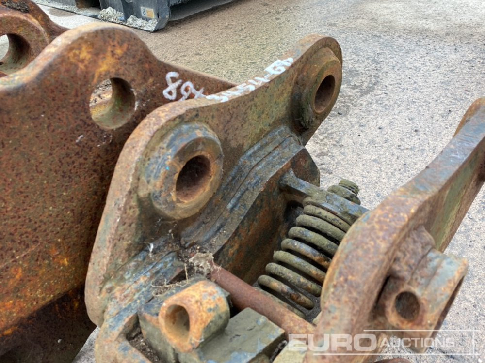 Quick coupler Quick Hitch 45/50mm Pin to suit 4-8 Ton Excavator (2 of): picture 10