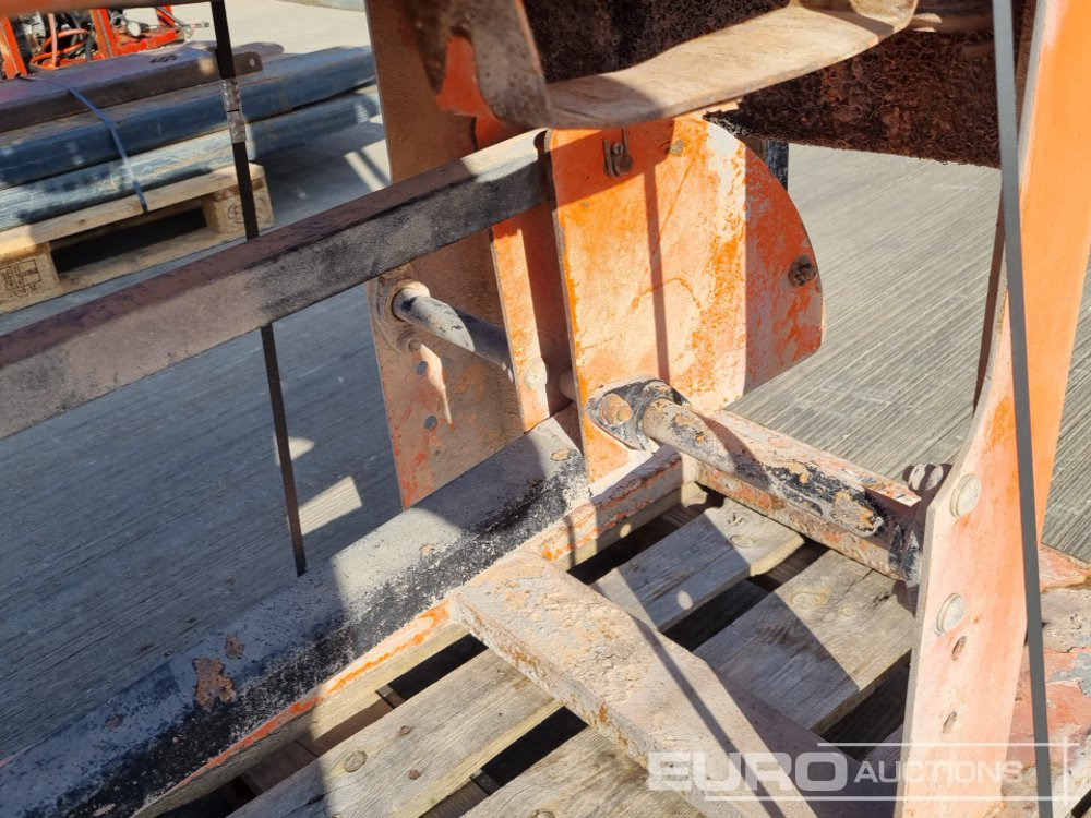 Construction equipment Redband 110 Volt Masonry Saw: picture 10