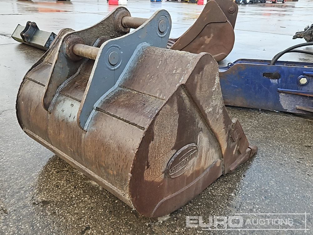 Strickland 48" Digging Bucket 65mm Pin to suit 13 Ton Excavator - Bucket: picture 5 Strickland 48" Digging Bucket 65mm Pin to suit 13 Ton Excavator - Bucket: picture 5