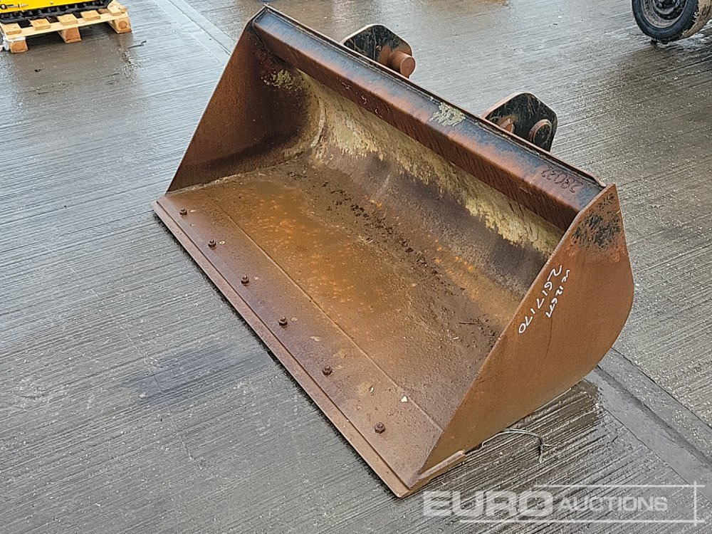 Strickland 72" Loading Bucket to suit Telehandler - Bucket: picture 1 Strickland 72" Loading Bucket to suit Telehandler - Bucket: picture 1