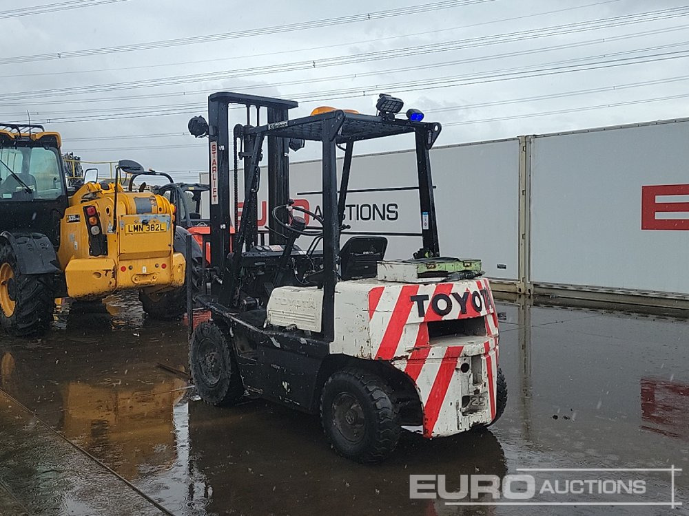Toyota 4FD25 - Forklift: picture 3 Toyota 4FD25 - Forklift: picture 3