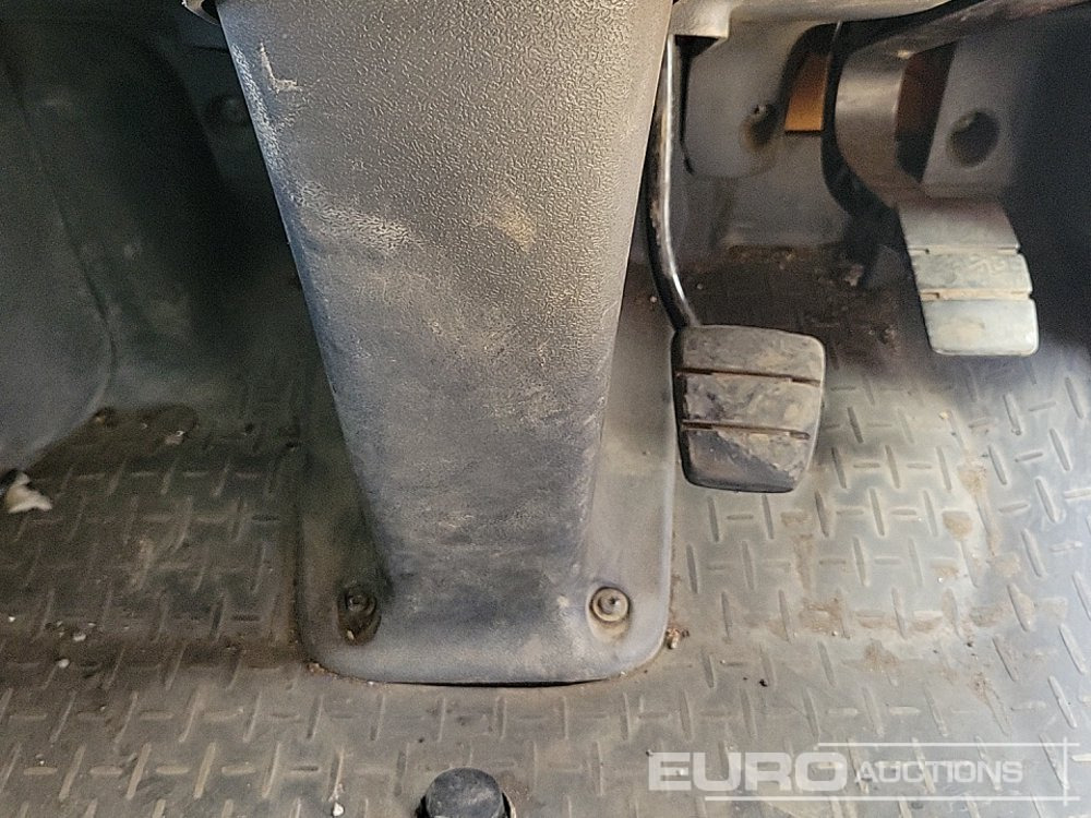 Tractor unit Scania R450: picture 25