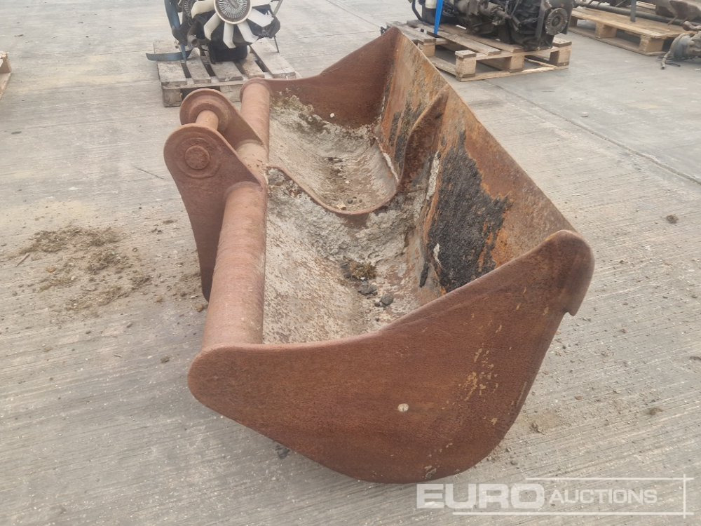 Bucket Tusker 72" Ditching Bucket 65mm Pin to suit 13 Ton Excavator: picture 6