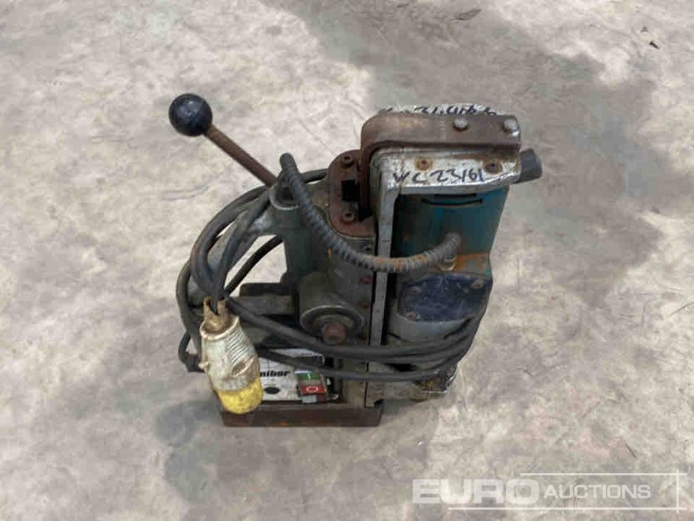 Unibor Bosch GBM23-2 110 Volt Magnetic Drill - Construction equipment: picture 2 Unibor Bosch GBM23-2 110 Volt Magnetic Drill - Construction equipment: picture 2