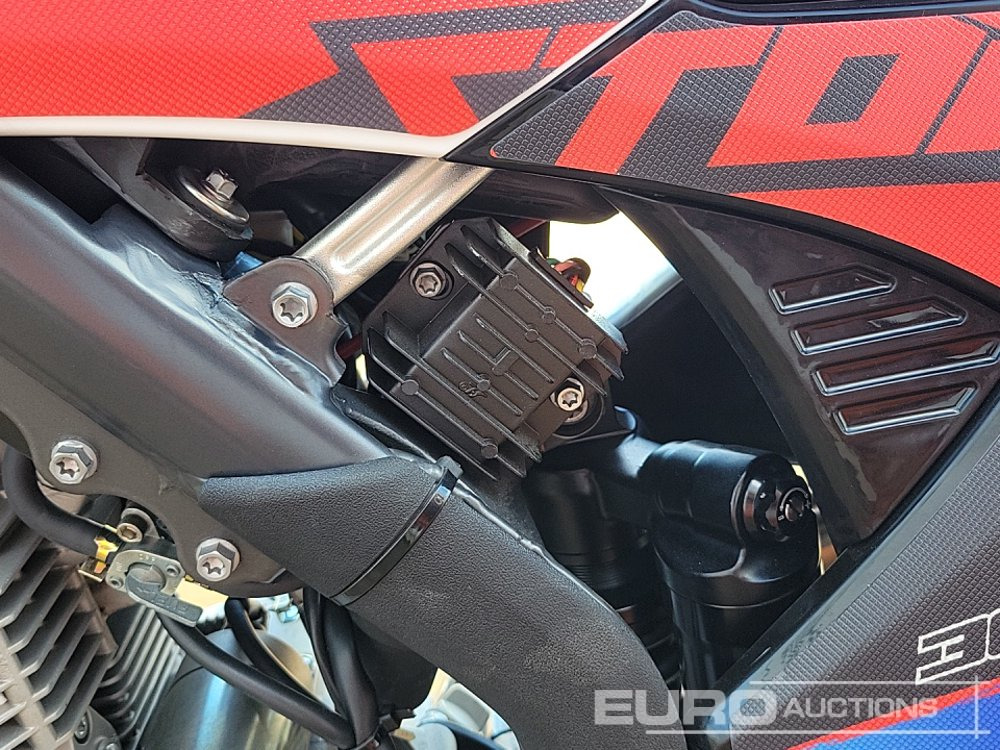 Motorcycle Unused 2025 Apollo Storm 300cc Motorcross Bike, 21" Front, 18" Rear Tyres, Electric Start, Air Cooled, Hydraulic Suspension, Disc Brakes, Lighting Kit (UNASSEMBLED): picture 28