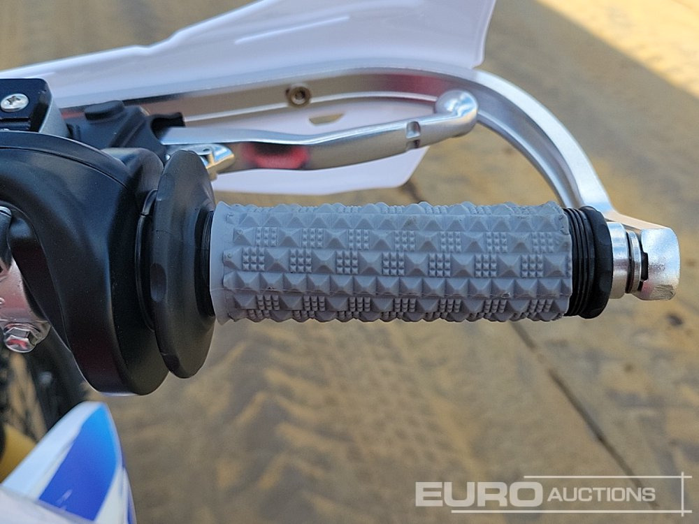 Motorcycle Unused 2025 Apollo Storm 300cc Motorcross Bike, 21" Front, 18" Rear Tyres, Electric Start, Air Cooled, Hydraulic Suspension, Disc Brakes, Lighting Kit (UNASSEMBLED): picture 33