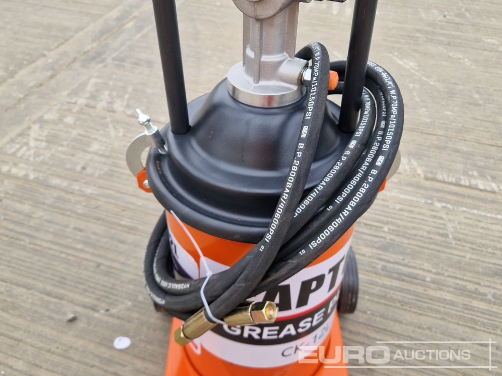Construction equipment Unused 2025 Captok Grease Pump: picture 10