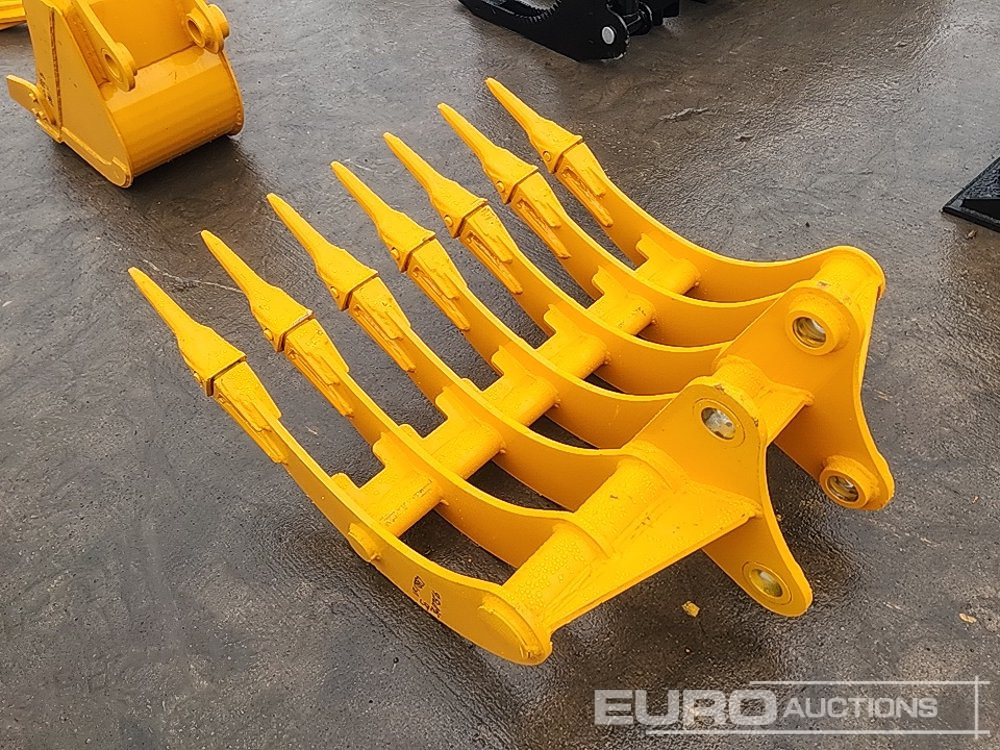 Unused 32" Rake 45mm Pin to suit 4-6 Ton Excavator - Bucket: picture 2 Unused 32" Rake 45mm Pin to suit 4-6 Ton Excavator - Bucket: picture 2
