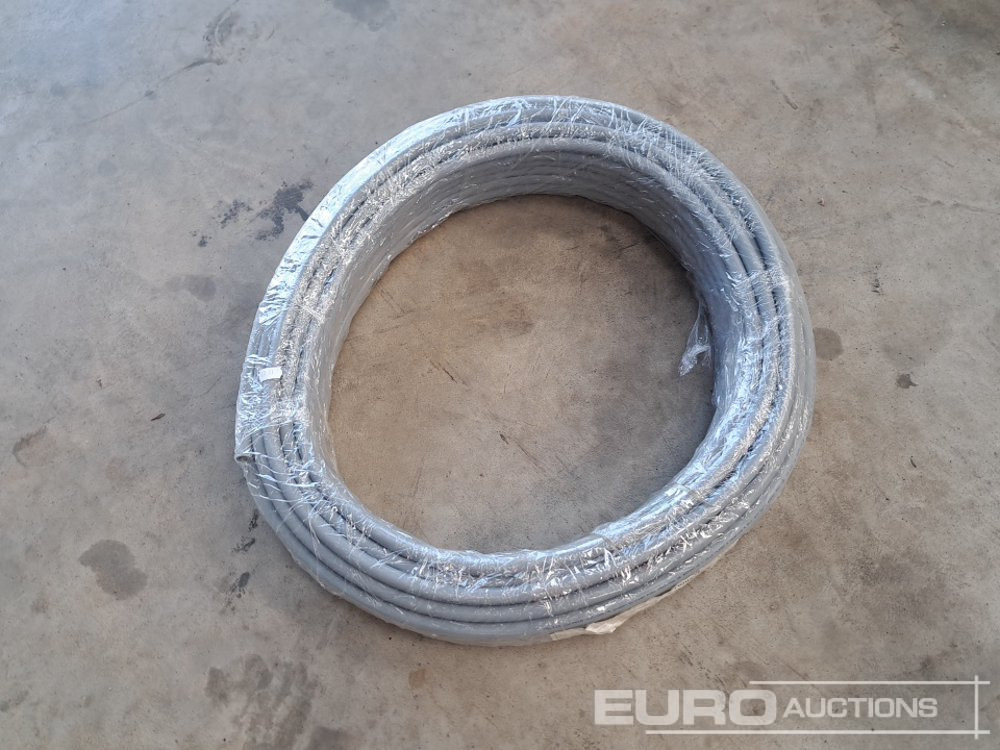 Unused 50M Oxeygen Barrier Piping - Workshop equipment: picture 5 Unused 50M Oxeygen Barrier Piping - Workshop equipment: picture 5